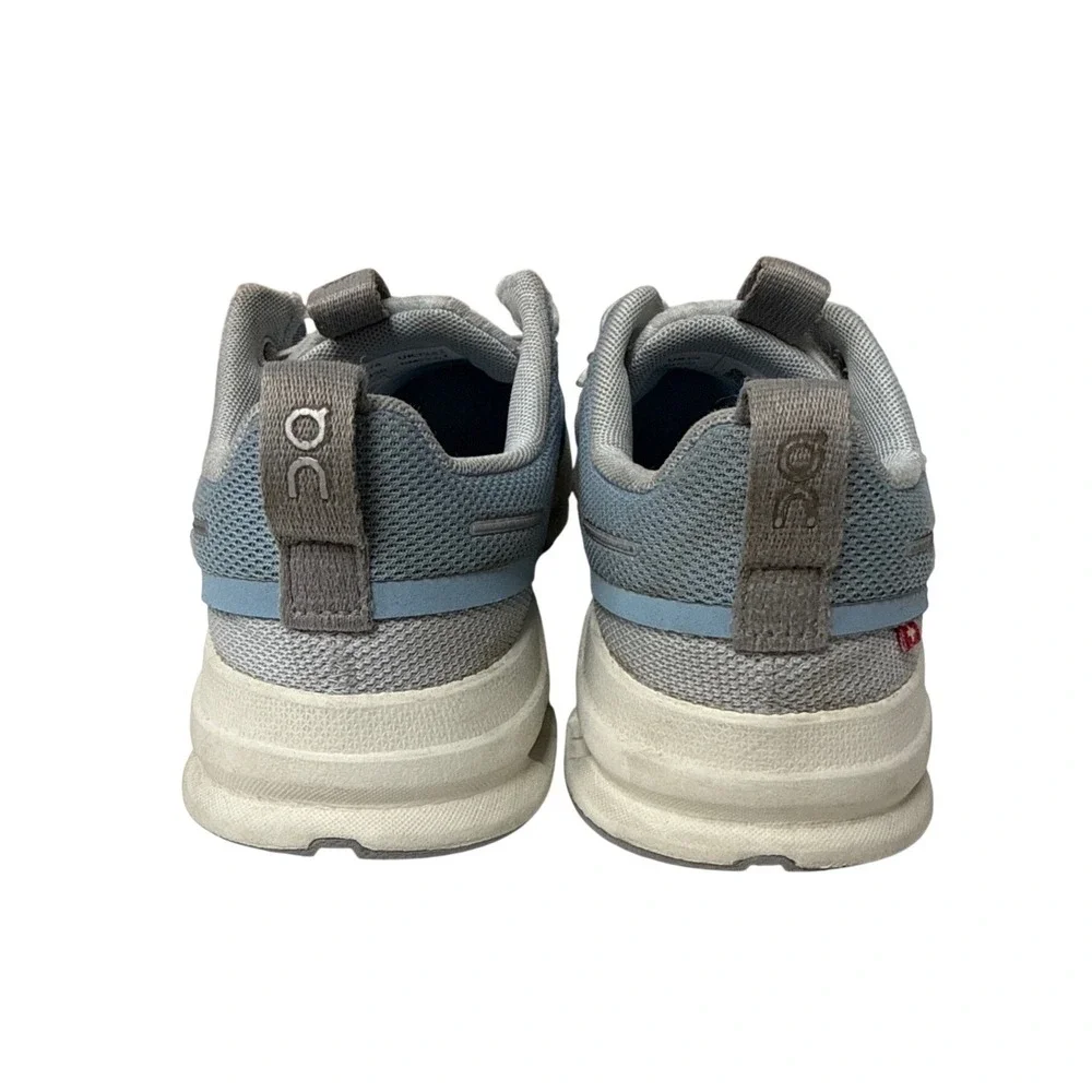 On Cloud Sky Running Shoes Kids Size 4Y Sky Blue Athletic Sporty Sneakers Active